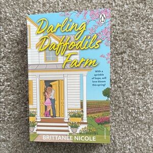 Darling Daffodils Farm • Brittanee Nicole Paperback Book